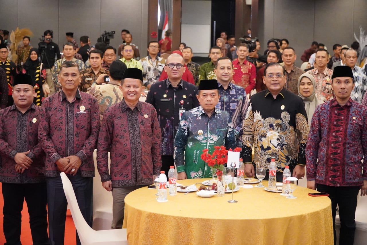 Apresiasi Malam Anugerah Keterbukaan Informasi Badan Publik, Gubernur Al Haris: Hak Masyarakat peroleh Informasi dari Pemerintah