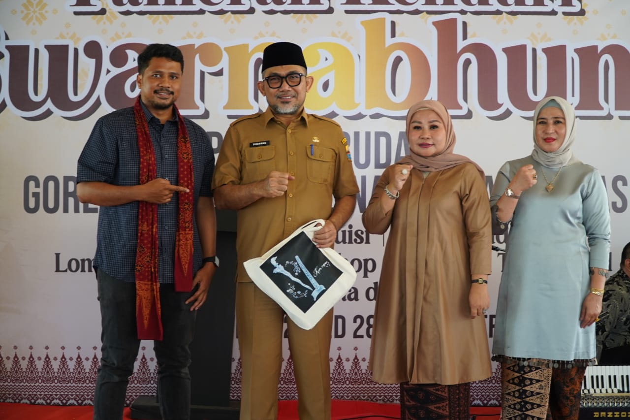 Sekda Sudirman Buka Pameran Kenduri Swarnabhumi, Angkat Filosofi Batik dan Songket sebagai Manuskrip Peradaban
